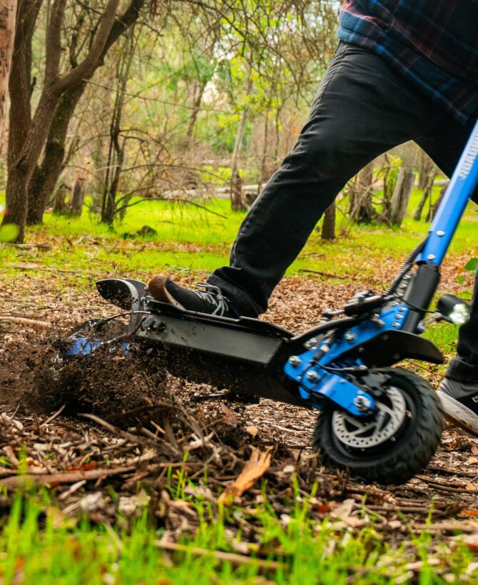 D4+ 4.0 Electric Scooter