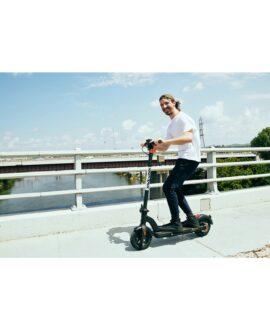 GoTrax G4 36V/10.4Ah 500W Stand Up Electric Scooter