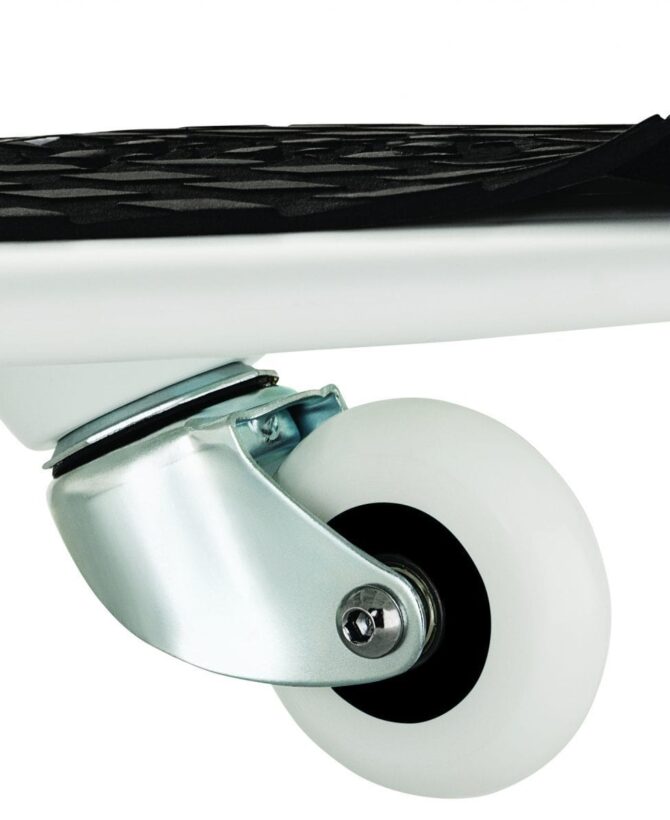 Razor - RipSurf | Capacity 220lb | Recommended ages 8+